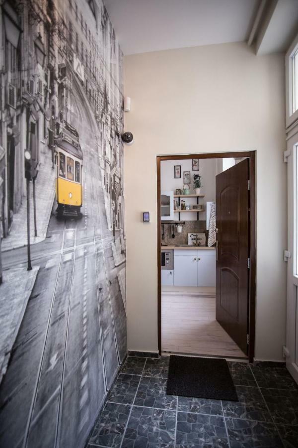 Izabella Vintage Style Leilighet Budapest Eksteriør bilde
